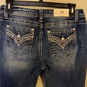 Gorgeous Miss Me Midrise Easy Straight Jeans With 31-1/2” Inseam